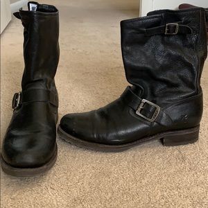Women’s size 10 black leather Frye boots